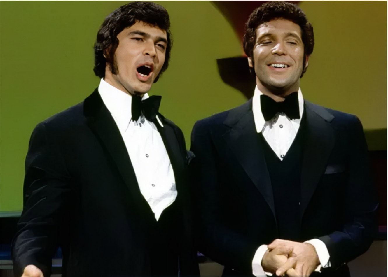 Engelbert Humperdinck meets Tom Jones ! Proud Mary (1969)